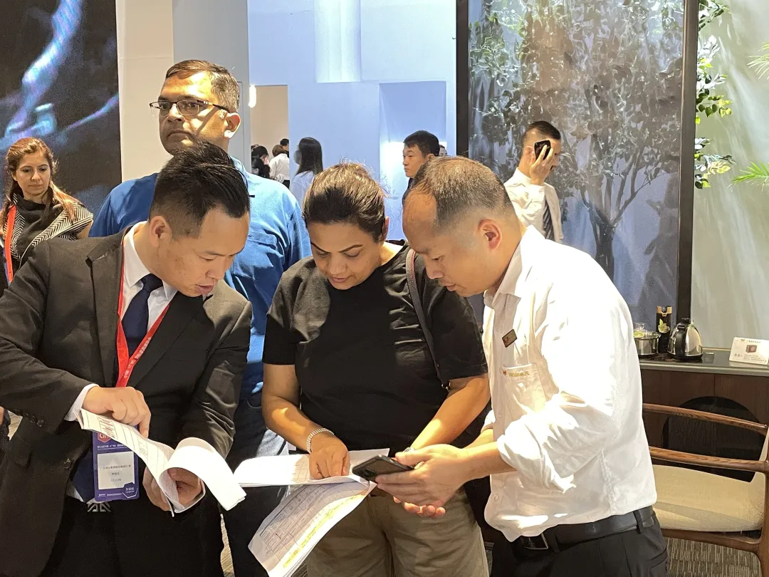 展会回顾 | 鸿业家具 · 2024CIFF广州 圆满收官！
