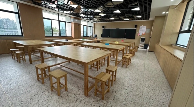 永康大司巷小学教学区美术室